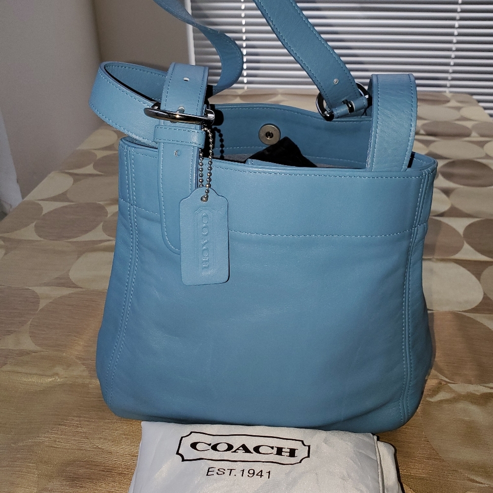 Authentic Coach Leather Tote Handbags.